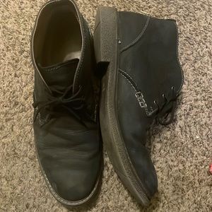 Mens shoes